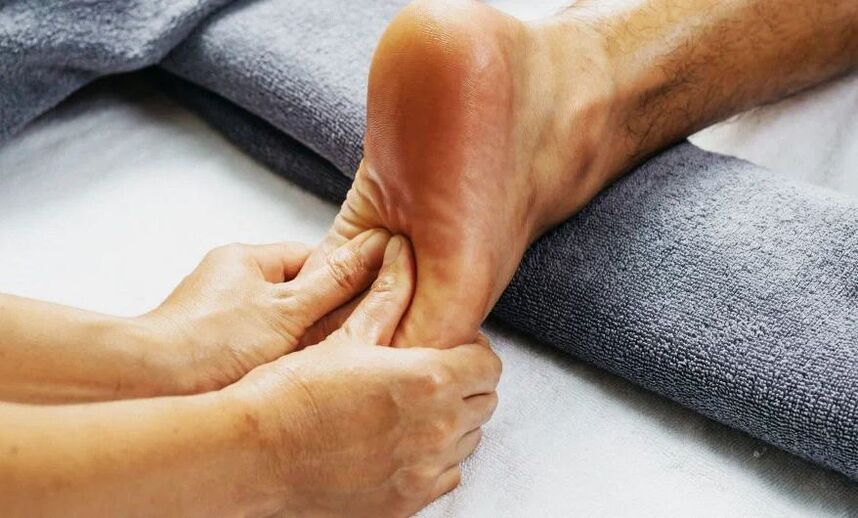 Feet massage for strength